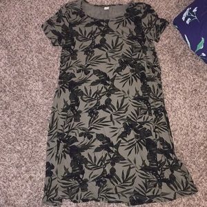 Old Navy Swing/ T-shirt dress; palm printed.